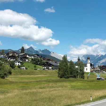 아파트 Waldblick By Interhome 제펠드 인 티롤